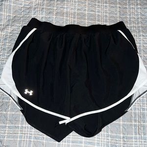 Under Armor black shorts